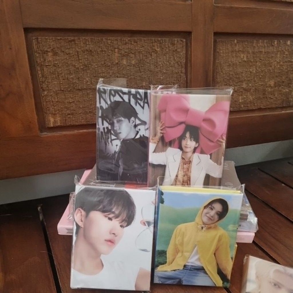 JUAL BOOKLET BINDER PC CARVER SEVENTEEN MURAH