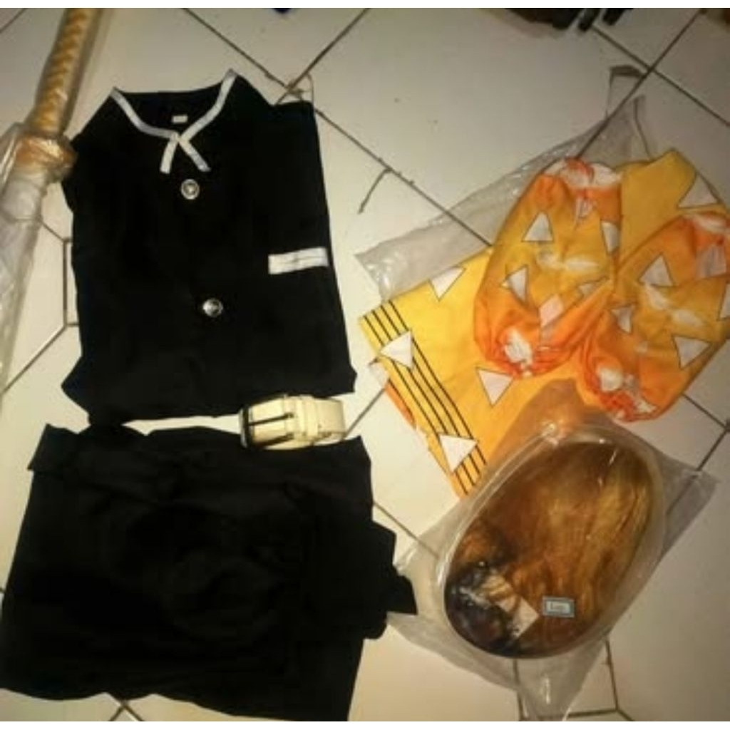 Zenitsu Kostum Preloved