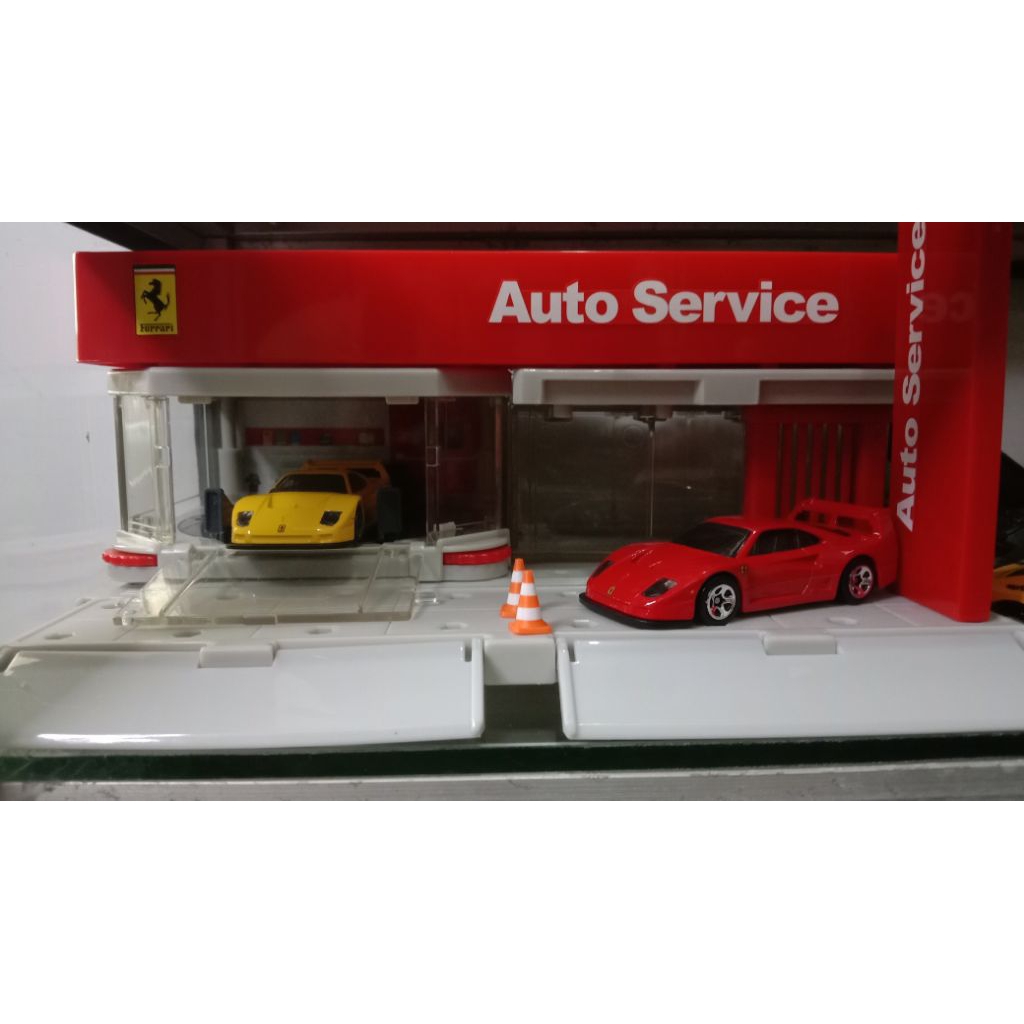 Diorama Tomica Town (Ferrari)