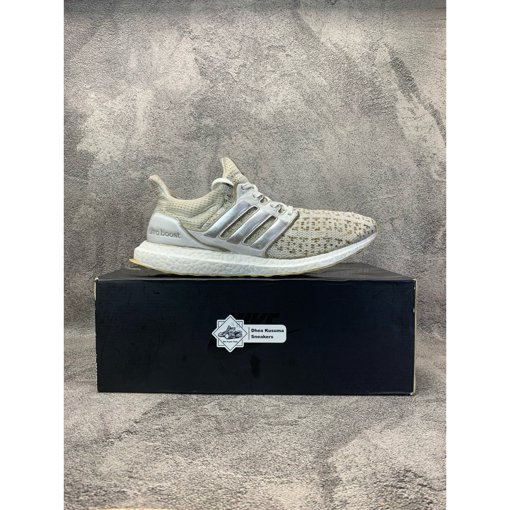Sepatu Second  Adidas UltraBoost 1.0  Size 42 2/3  Original Guarantee 100%