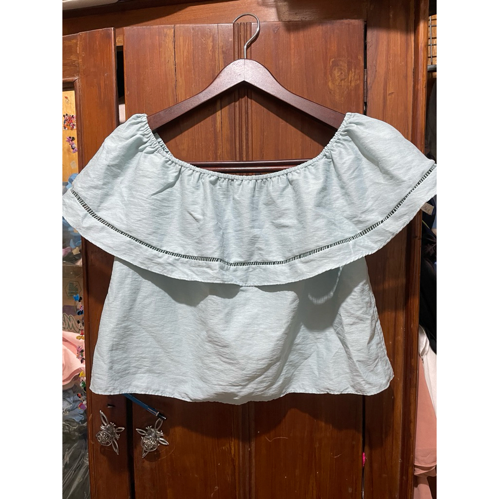 Atasan Love Bonito/Blouse Love Bonito
