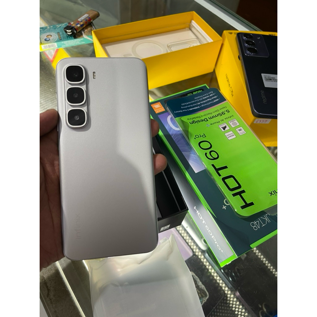 Infinik Hot 60 pro plus 8/128