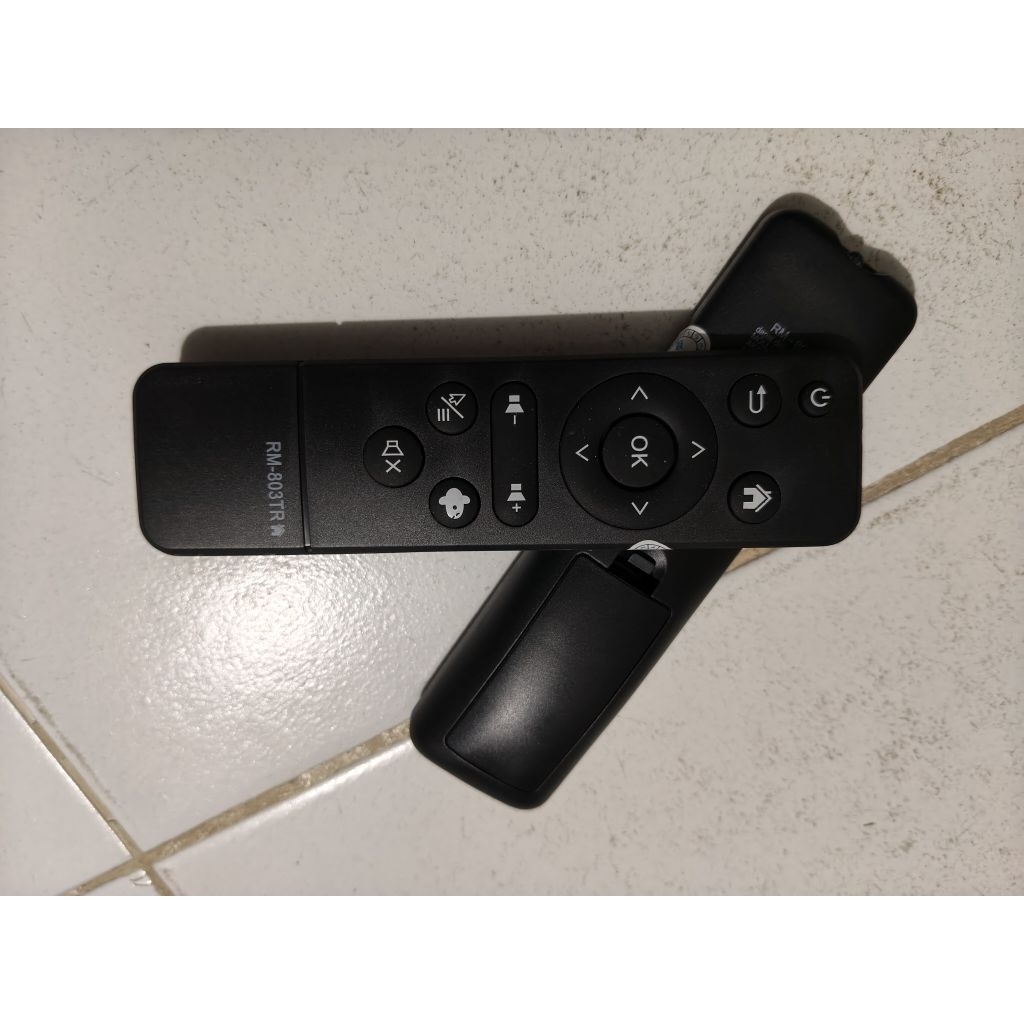 remot/remote android box Polytron mola tv dan AKARI android box MOLA tv