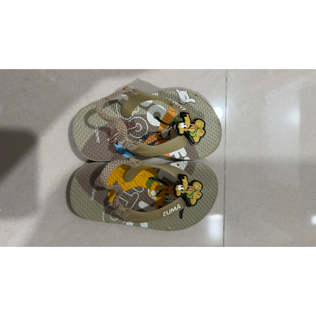 zuma sandal