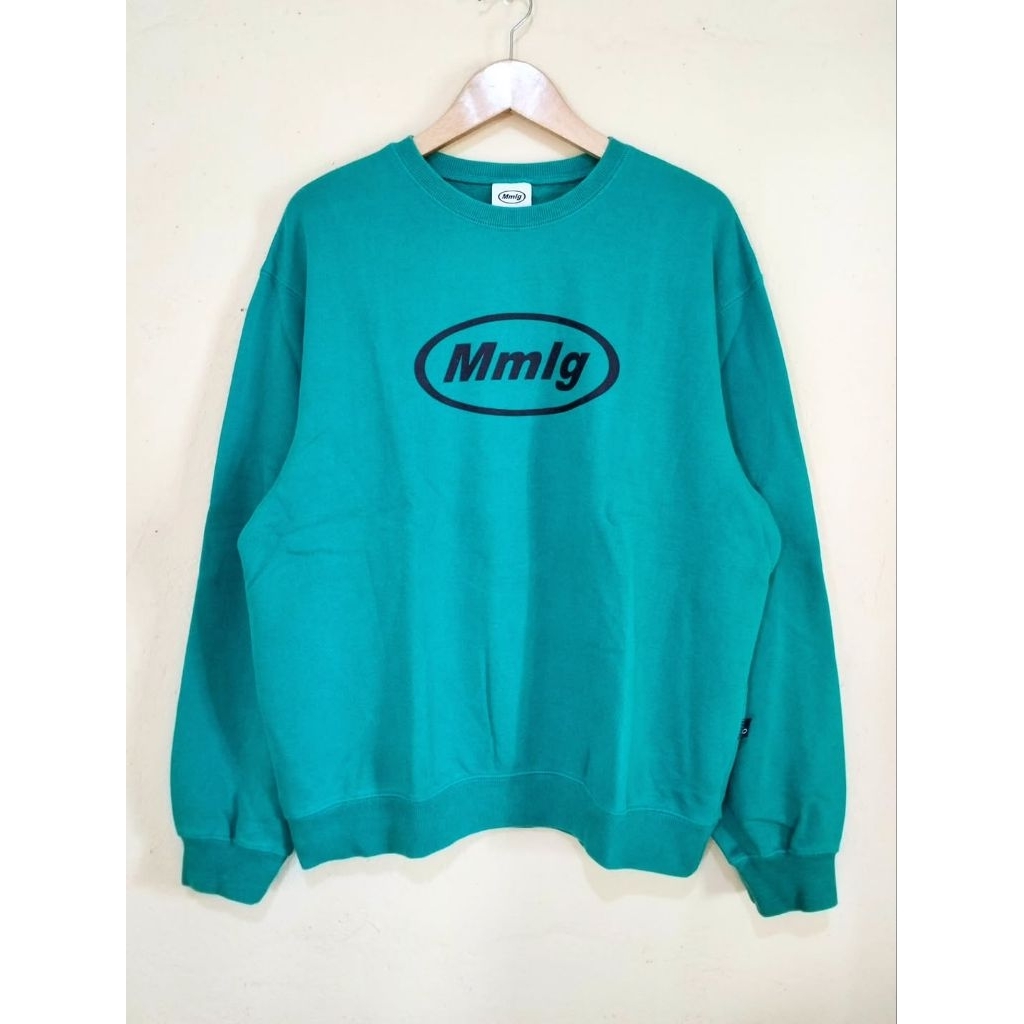 Mmlg crewneck