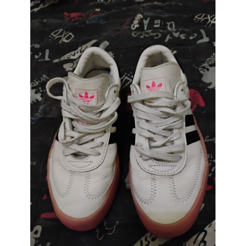 Adidas sambarose valentine