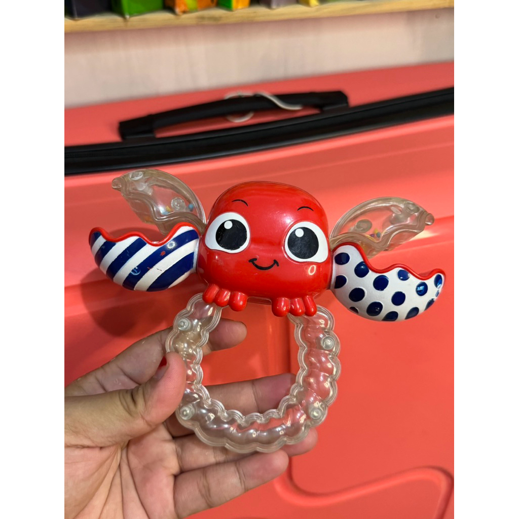 Preloved Mainan LITTLE TIKES Baby Shake 'n Rattle Crabbie (Bahan tebal) - mainan genggam bayi rattle