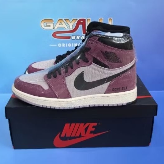 SEPATU NIKE AIR JORDAN GORETEX LIGHT BORDEAUX