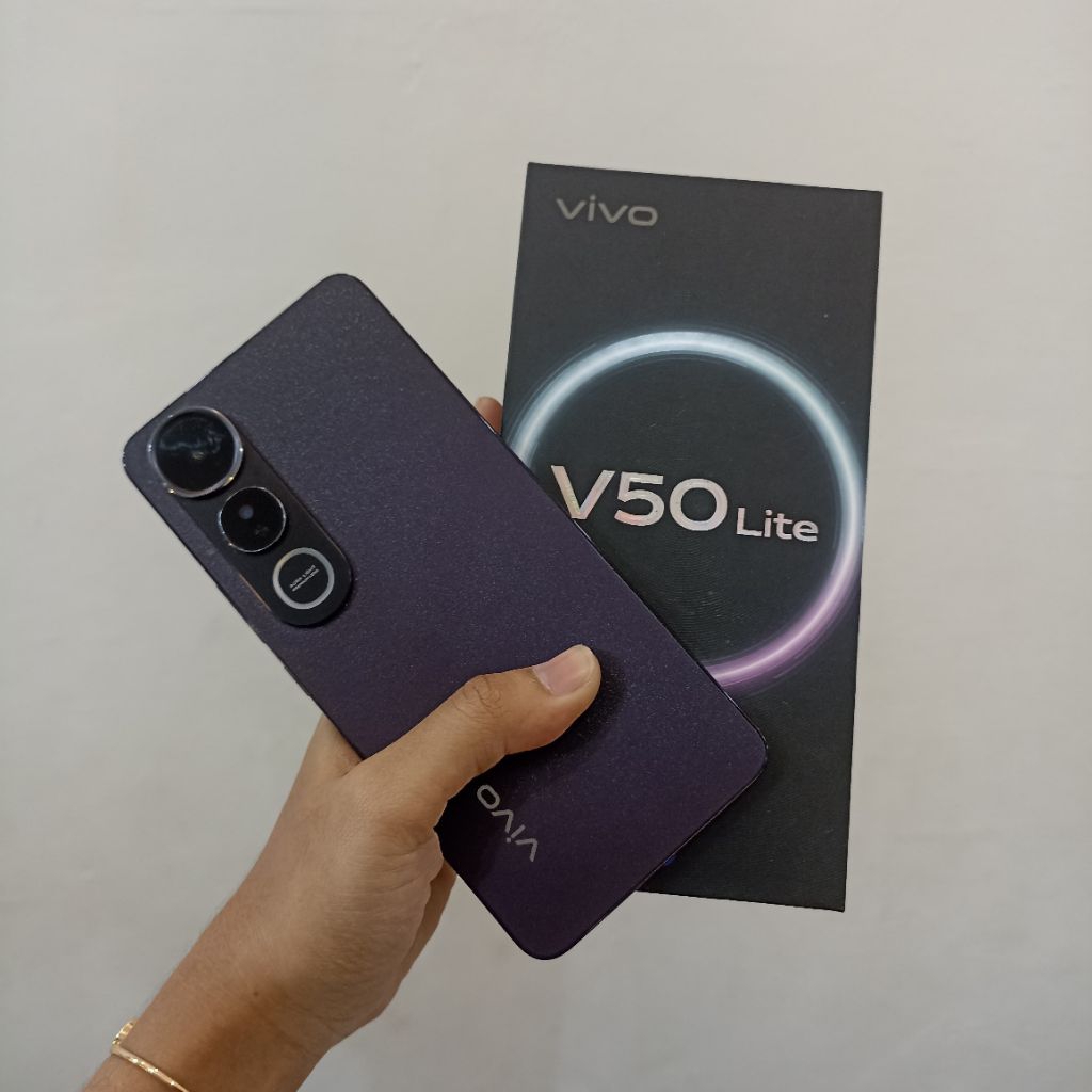 Vivo V50 Lite 8/256 Second (1654 Black)