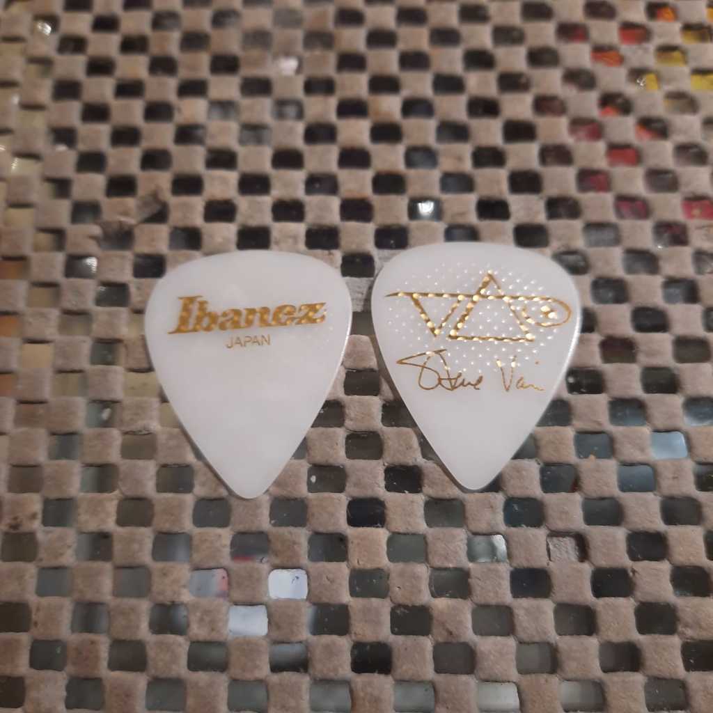 Ibanez B1000SVR-WH Steve Vai Signature Guitar Pick White