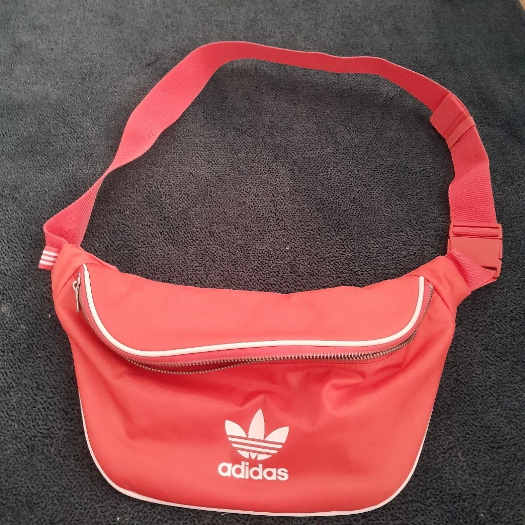 Waistbag adidas original/bag adidas original/waistbag adidas otentik/bag adidas authentic/tas pingga