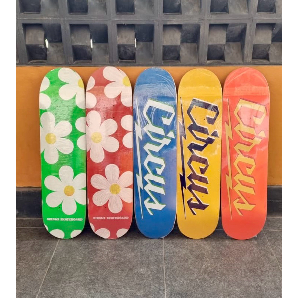 Circus Deck Skateboard size 7.8 8.0 8.25 (no griptape)