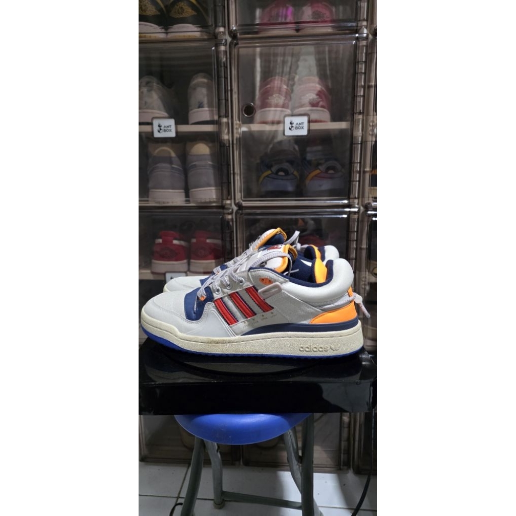 Bad Bunny x adidas Forum