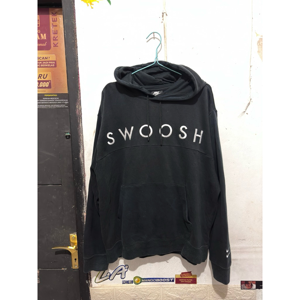 Hoodie NiKi International Swoos TM
