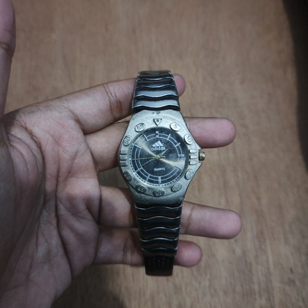 Jam Tangan Vintage Adidas