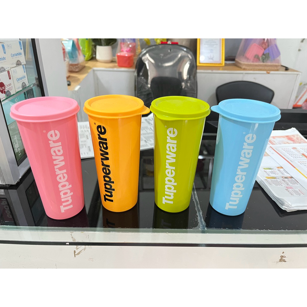 giant tumbler tupperware