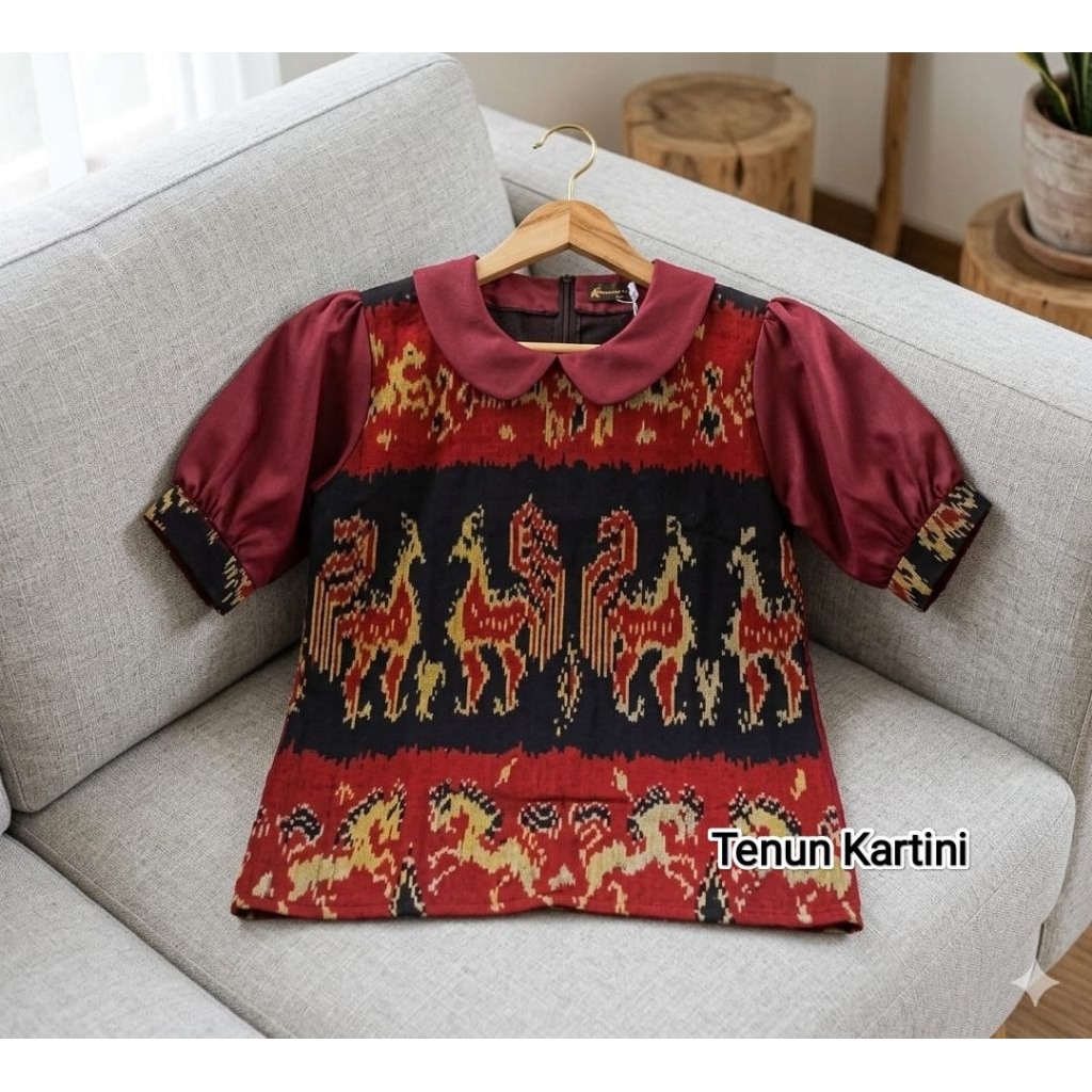 Blus Tenun Ethnic Motif Sumba