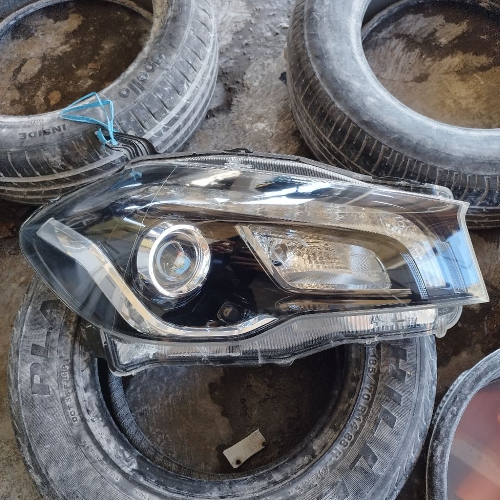 Headlamp Lampu Depan Suzuki SX4 S-Cross Facelift Kanan Original