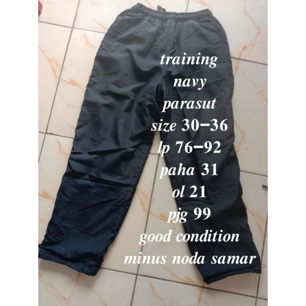 celana training preloved
