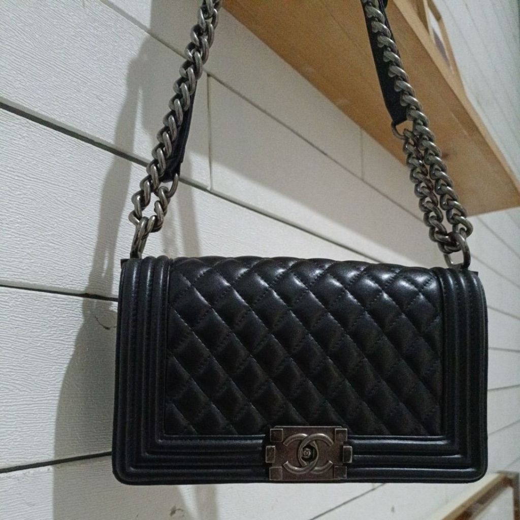 Preloved Chanel Boy