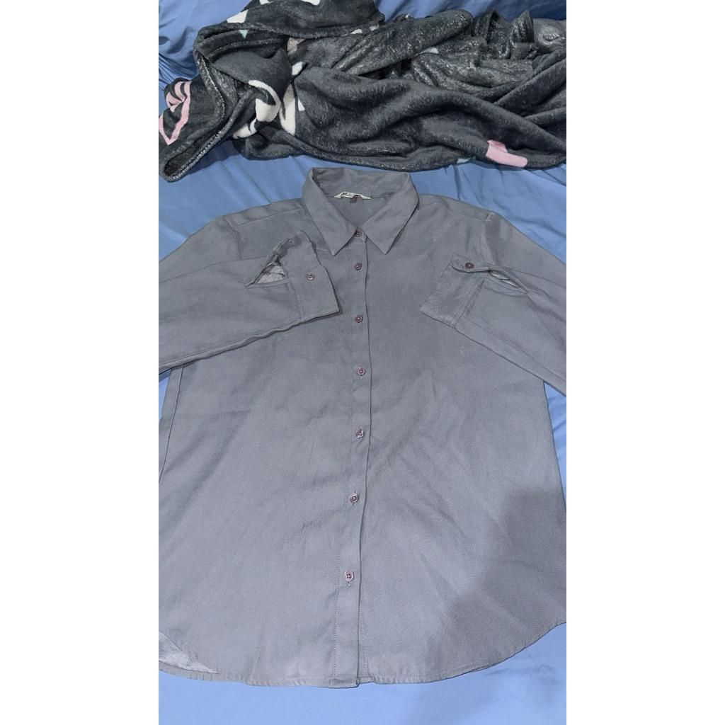 SPAO kemeja