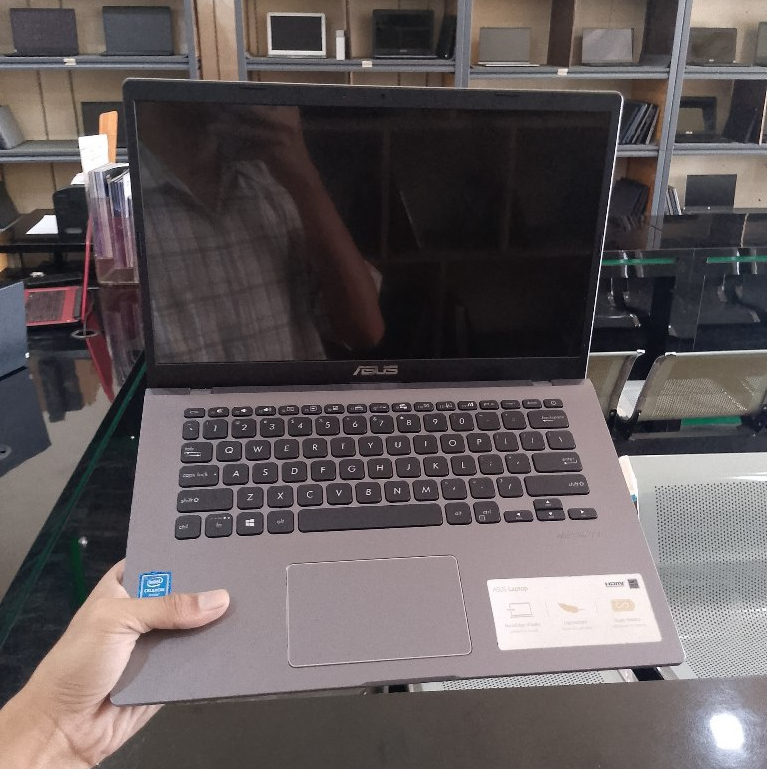 Laptop Asus VivoBook A409MA Intel Celeron N4020 16GB 512GB Windows 11