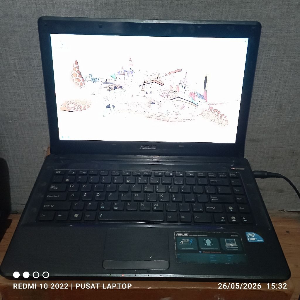 Laptop Asus A42F-VX058D windows 7 Prosesor Intel Core i3 Ram2gb DDR3 HDD500Gb Lcd14in Mesin Normal t