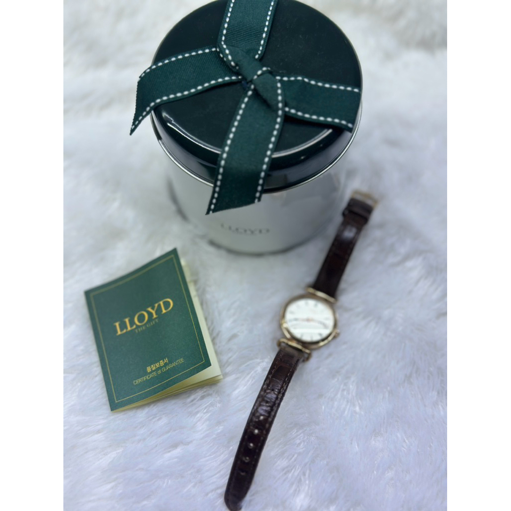 jam tangan Lloyd