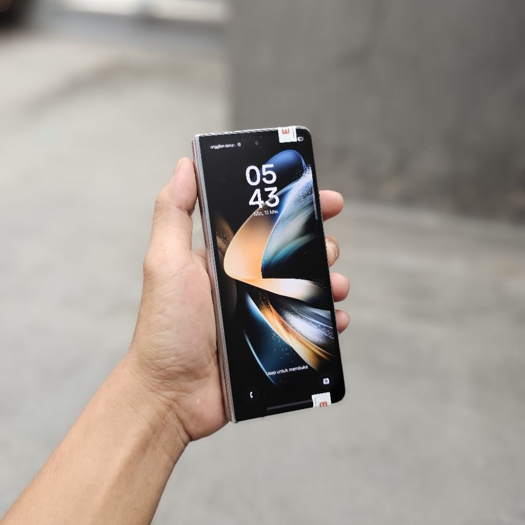 SAMSUNG GALAXY Z FOLD 4 SEIN 5G 12/512 MINUS LCD DALAM FUNGSI NORMAL