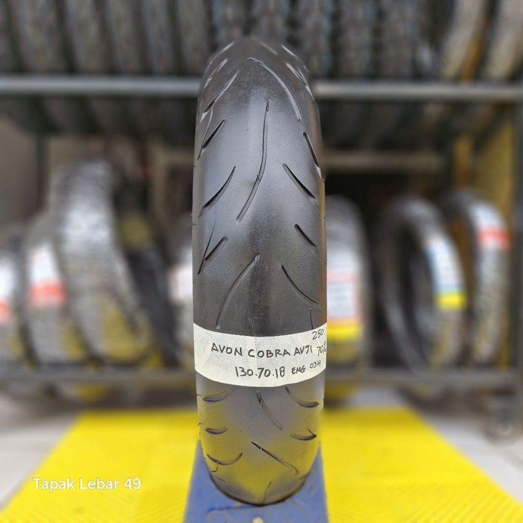 Ban Import AVON Cobra AV71 130/70-18 Front Ring 18 Harley Davidson Tubeless Radial 63V Ban Murah Ori