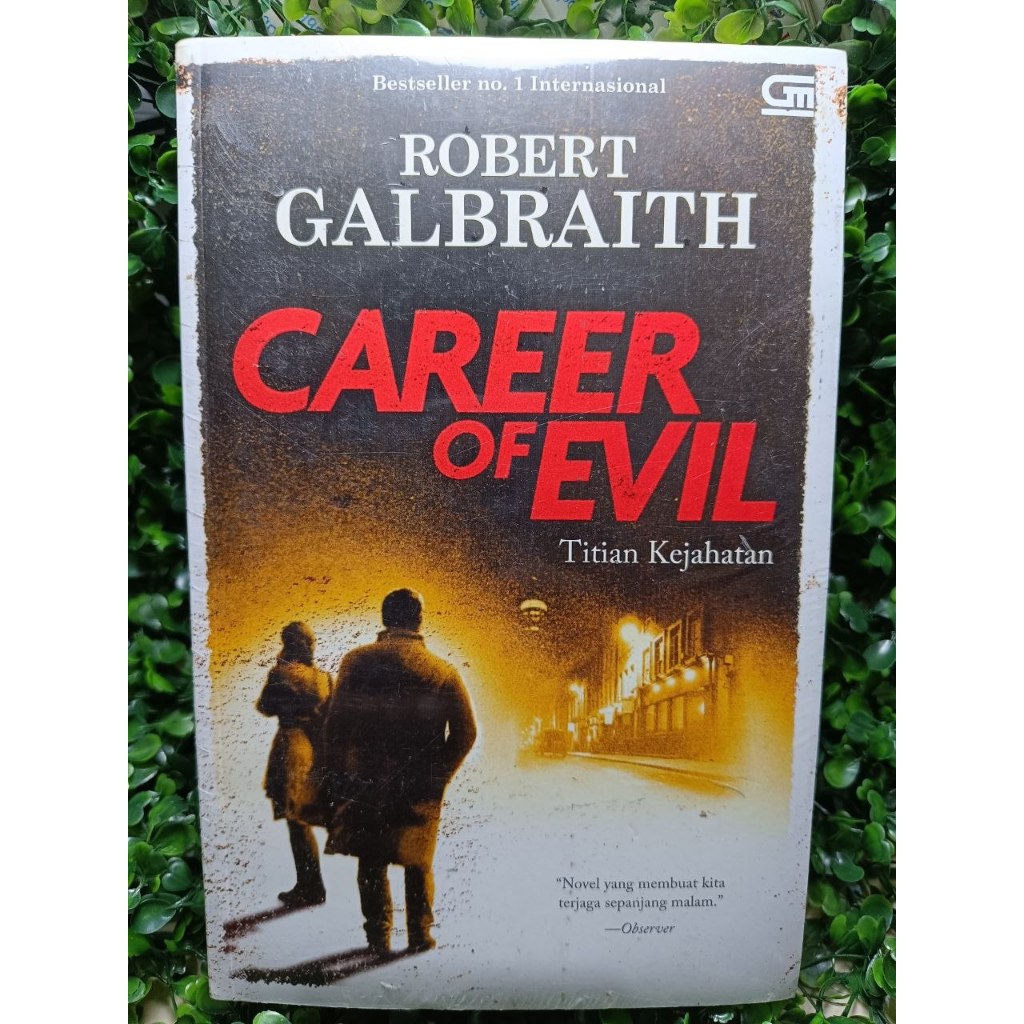Buku Robert Galbraith - Career of Evil