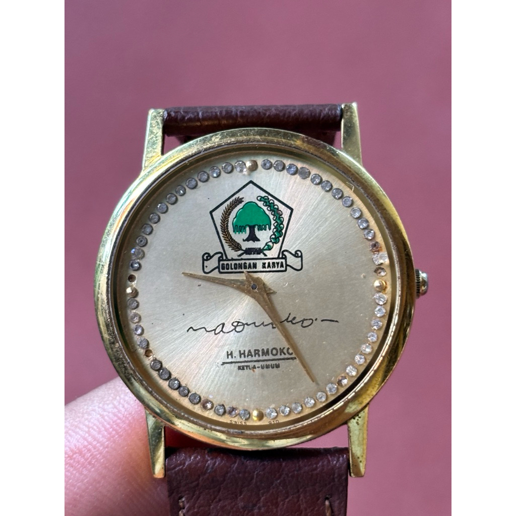 JAM TANGAN COSTOM GOLD PLATED