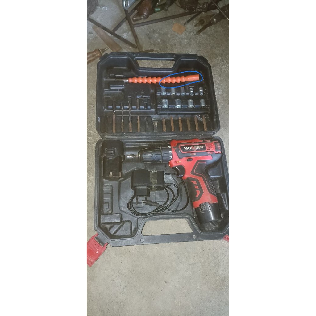 Bor Baterai Modern M-13 SET 10mm - Cordless, Reversible, Torsi 18 bekas pakai normal like new