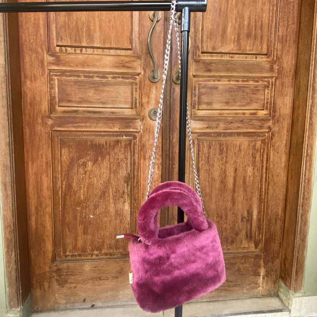 Preloved Tas Bulu Lucu