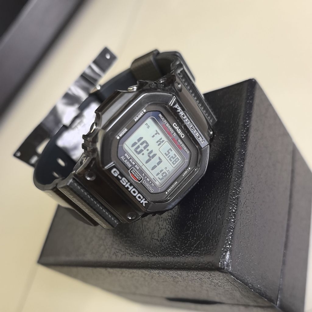 Gshock GW S5600 1jf carbon fiber