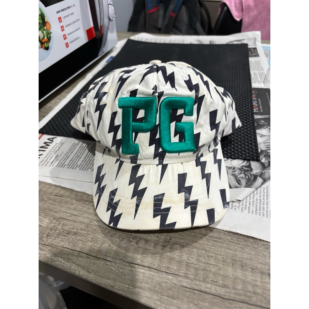 Topi golf pearly gates