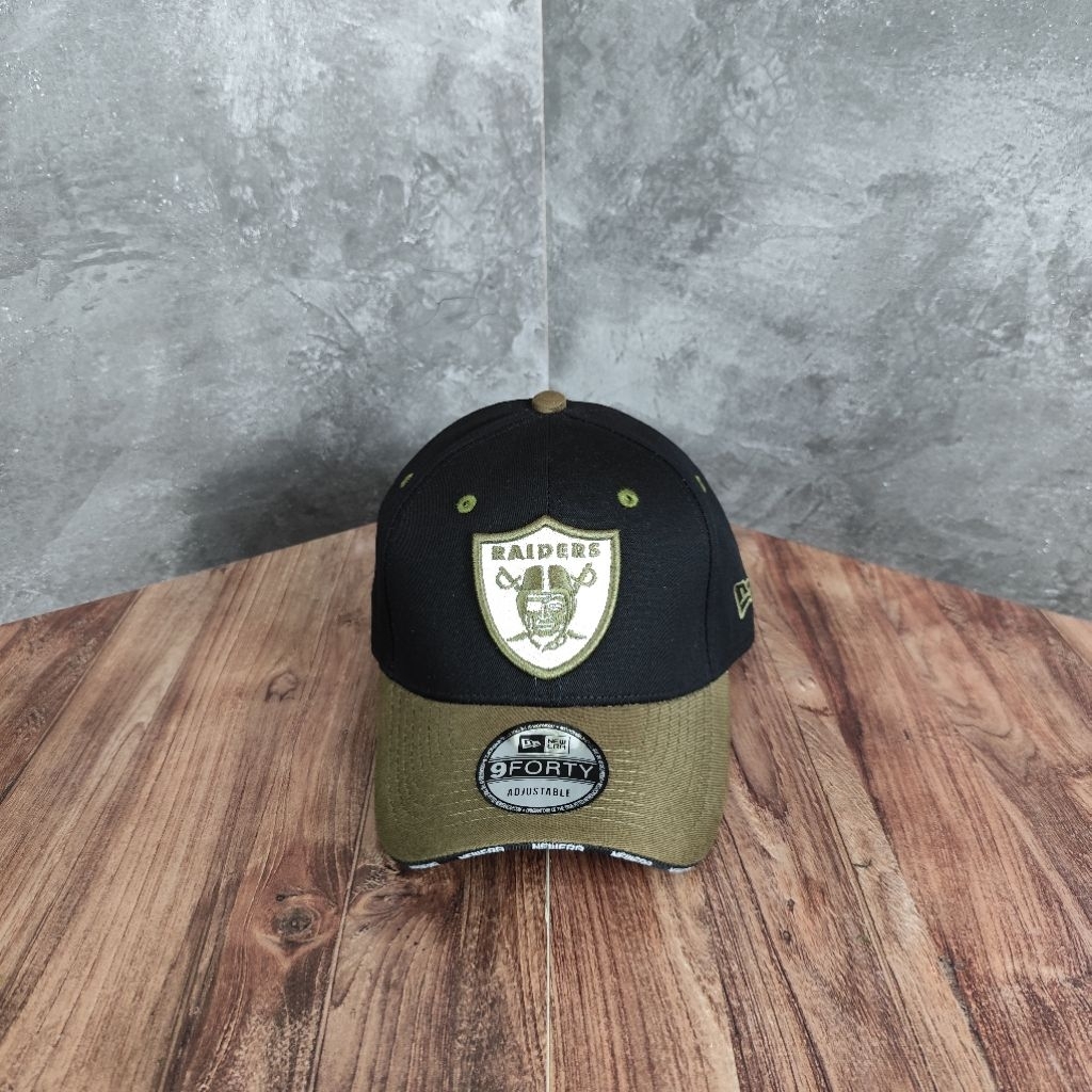 Topi Basebal Raiders Hitam Hijau