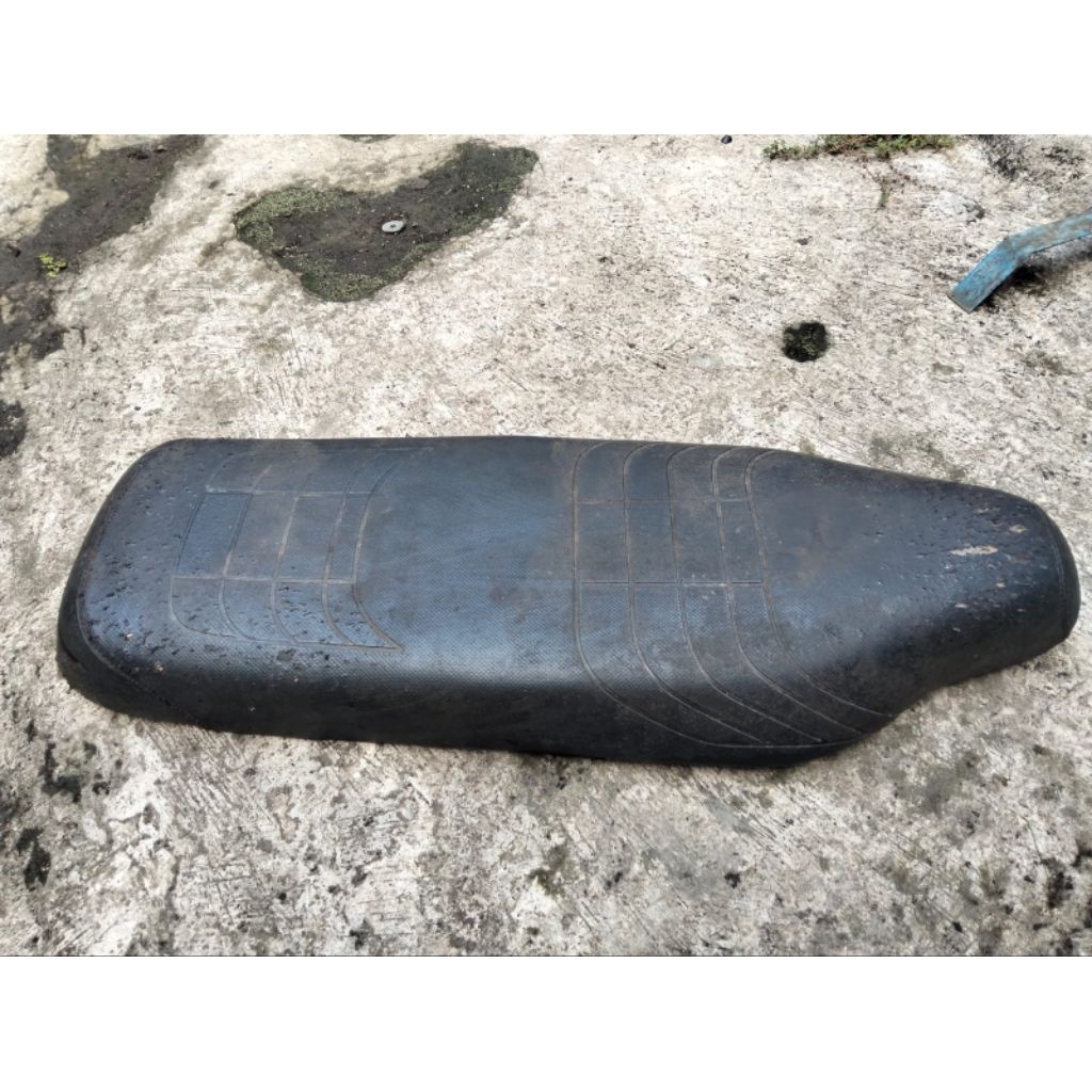 Jok yamaha v75/80 second bukan ori