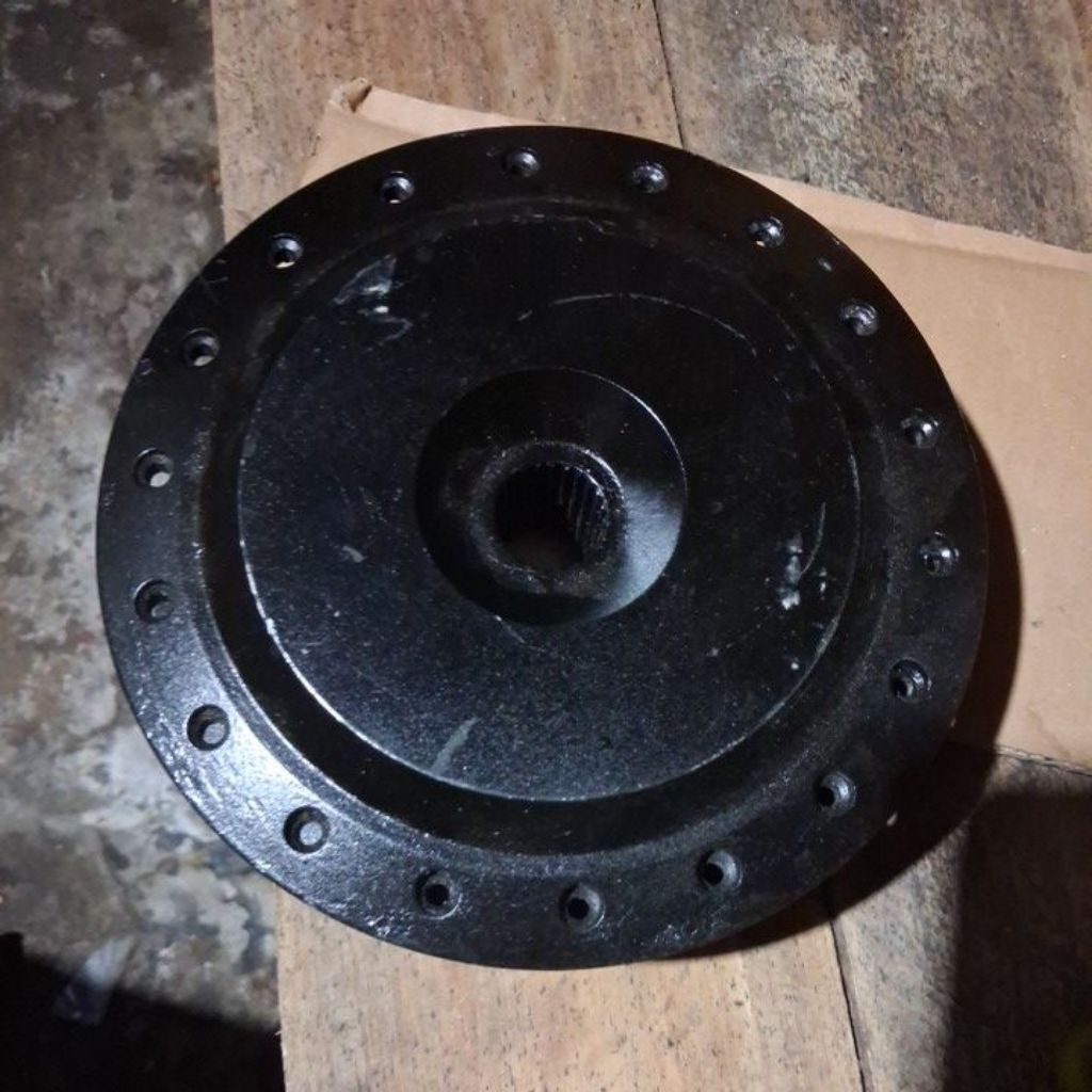 TROMOL BELAKANG BEAT / BEAT FI / VARIO 110 / SPACY WARNA HITAM KW lecet dikit