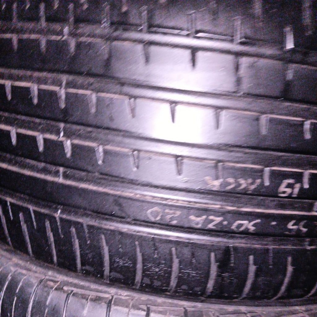 Ban Second Ukuran R20/275/30
