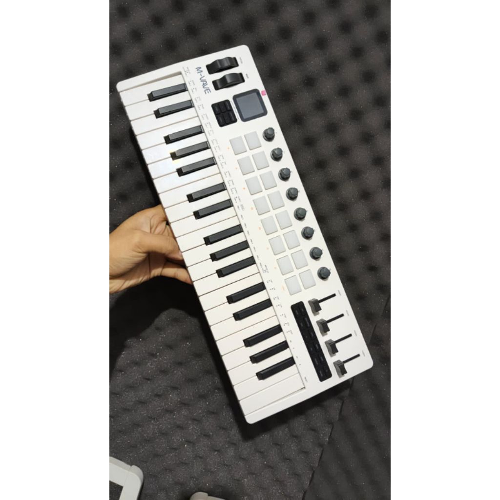 midi controller nirkabel