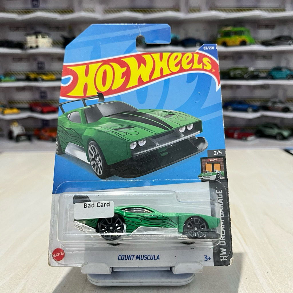 Hotwheels Count Muscula bad card/buble