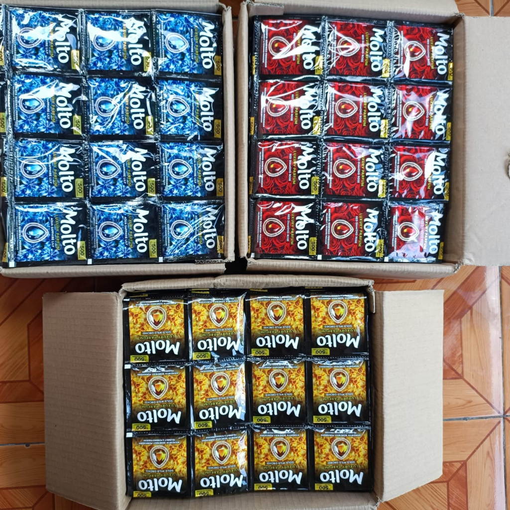 Molto Luxury Parfum 32 Renteng Isi 384 Sachet (1 Dus/Karton) Aqua Sapphire Lily Biru / Gold Wild Orc