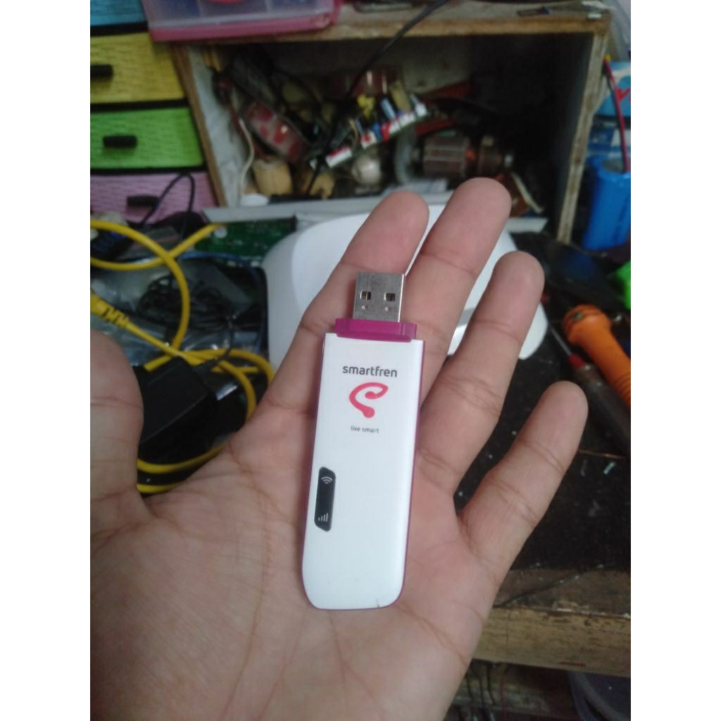Modem Wifi USB Smartfren