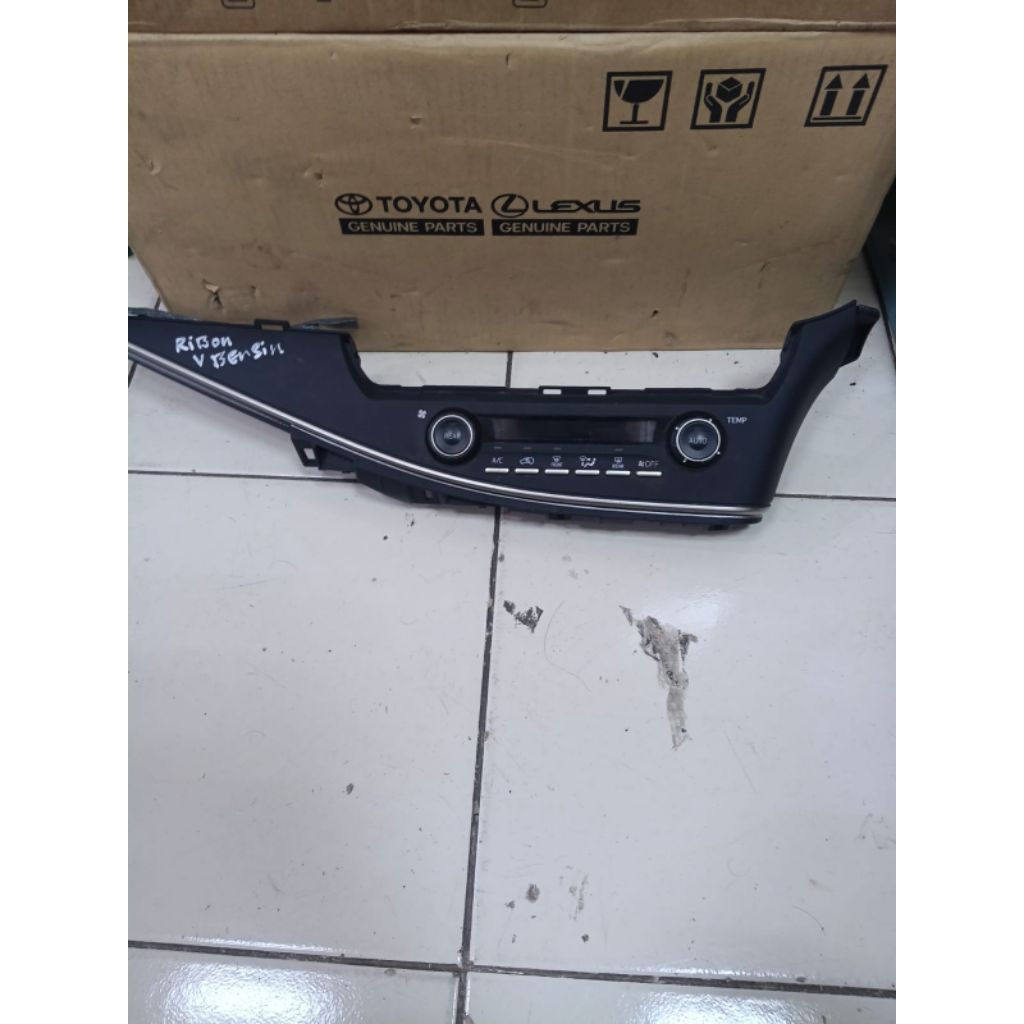 Panel ac Digital ac Toyota Innova reborn tipe V Q original
