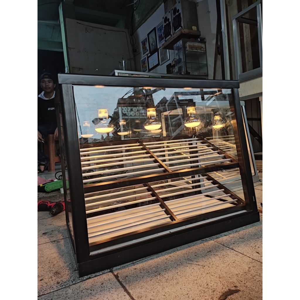 Etalase warmer penghangat makanan, fried chiken, donat, pastry, bakery dan lain2