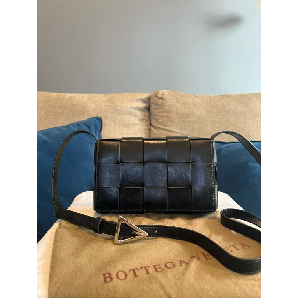 Preloved - Vintage BV Cassette Bag