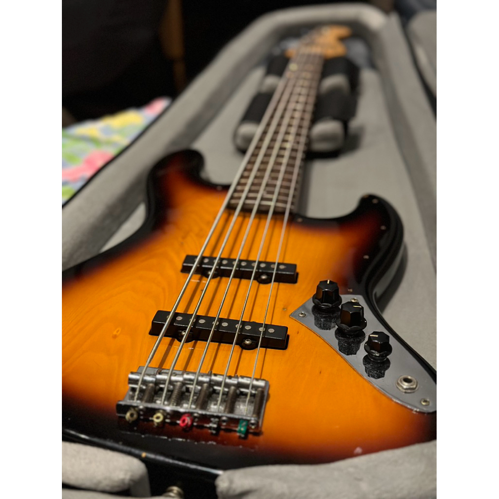 Squier Jazz Bass Affinity 5 Strings
