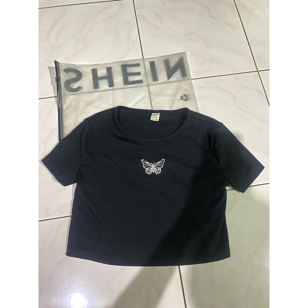 SHEIN CROP TOP
