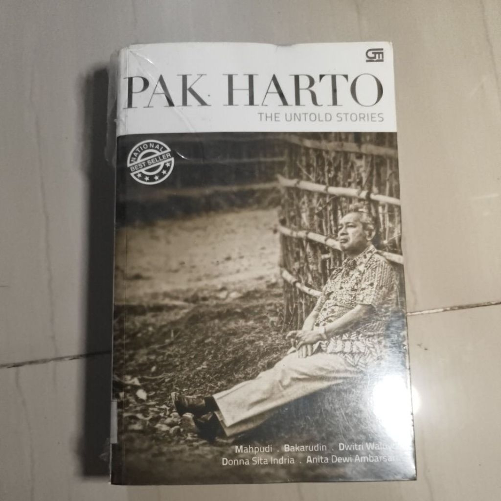 Buku PAK HARTO THE UNTOLD STORIES